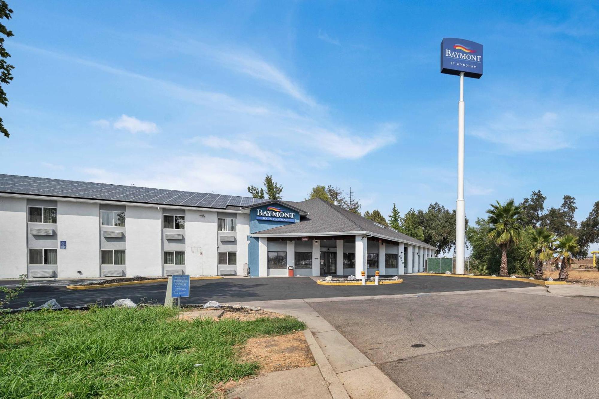 Baymont By Wyndham Anderson Motel Exterior foto